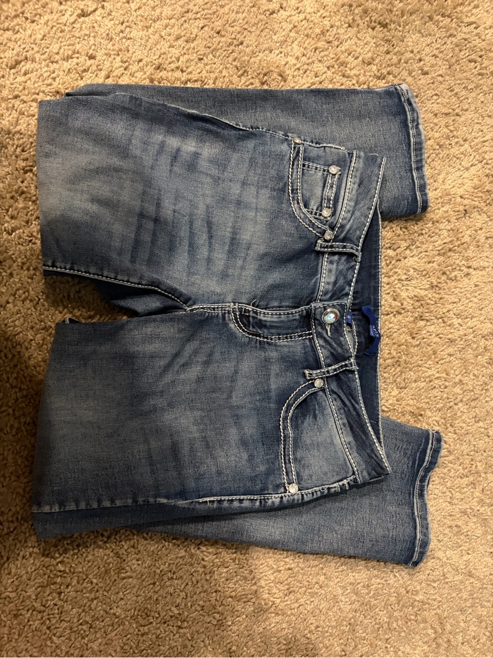 Apt. 9 Women’s Capri Jeans in vintage style